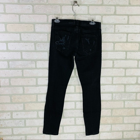 Current/Elliott Black Shredded The Stiletto Jeans - Picture 6 of 9